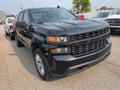 Used 2020 Chevrolet Silverado 1500 4WD Crew Cab 147" Custom at Suburban Ford of Sterling Heights near Sterling Heights, MI