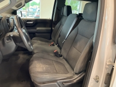 Used 2021 Chevrolet Silverado 1500 4WD Crew Cab Custom at Maxx Loans near St. Adrian, MI