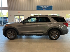 Used 2022 Ford Explorer XLT 4WD at Suburban Ford of Sterling Heights near Sterling Heights, MI