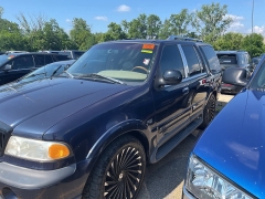 Used 1998 Lincoln Navigator 5d SUV 4WD at Maxx Loans near St. Adrian, MI