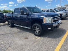 Used 2007  Chevrolet Silverado 1500 4WD Crew Cab LTZ at Maxx Loans near St&period; Adrian&comma; MI