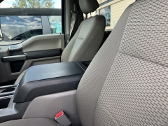 Used 2015 Ford F-150 4WD SuperCrew 145" XLT at Suburban Ford of Sterling Heights near Sterling Heights, MI