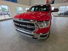 Used 2019  Ram 1500 Big Horn&sol;Lone Star 4x4 Crew Cab 5'7" Box at Maxx Loans near St&period; Adrian&comma; MI