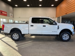 Used 2017  Ford Super Duty F-250 SRW 4WD Crew Cab Box at Maxx Loans near St. Adrian, MI