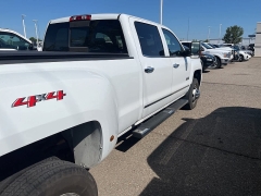 Used 2019 Chevrolet Silverado 3500HD 4WD Crew Cab 167.7" High Country at Suburban Ford of Sterling Heights near Sterling Heights, MI
