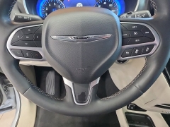 Used 2024  Chrysler Pacifica Touring L FWD at Maxx Loans near St&period; Adrian&comma; MI