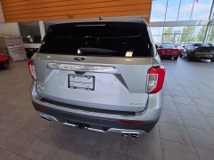 Used 2024  Ford Explorer King Ranch 4WD at Maxx Loans near St&period; Adrian&comma; MI