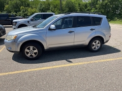 Used 2007 Mitsubishi Outlander 4d SUV 4WD LS at Maxx Loans near St. Adrian, MI