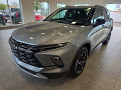Used 2024  Chevrolet Blazer AWD 4dr LT w&sol;2LT at Maxx Loans near St&period; Adrian&comma; MI