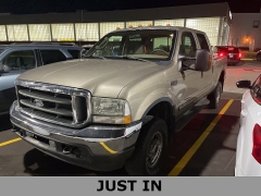 Used 2003  Ford Super Duty F-350 SRW Crew Cab 4WD at Maxx Loans near St. Adrian, MI
