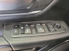 Used 2021  Ram 1500 Big Horn 4x4 Crew Cab 5'7" Box at Maxx Loans near St&period; Adrian&comma; MI