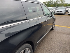 Used 2020 Chrysler Pacifica Limited FWD at Suburban Ford of Sterling Heights near Sterling Heights, MI