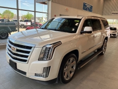 Used 2015 Cadillac Escalade ESV 4d SUV 4WD Premium at Maxx Loans near ,
