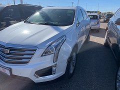 Used 2017 Cadillac XT5 4d SUV AWD Luxury at Suburban Ford of Sterling Heights near Sterling Heights, MI