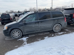 Used 2008  Chrysler Town & Country 4d Wagon Touring at Maxx Loans near St&period; Adrian&comma; MI