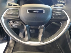 Used 2024  Jeep Grand Cherokee Altitude 4x4 at Maxx Loans near St&period; Adrian&comma; MI