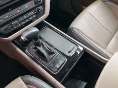 Used 2018 Kia Sedona SX FWD at Suburban Ford of Sterling Heights near Sterling Heights, MI