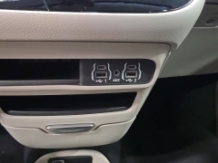 Used 2024  Chrysler Pacifica Touring L FWD at Maxx Loans near St&period; Adrian&comma; MI