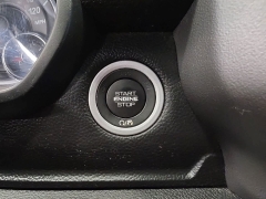 Used 2021  Ram 1500 Big Horn 4x4 Crew Cab 5'7" Box at Maxx Loans near St&period; Adrian&comma; MI