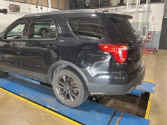 Used 2017 Ford Explorer 4d SUV FWD XLT at Suburban Ford of Sterling Heights near Sterling Heights, MI