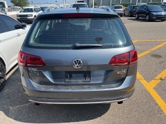 Used 2017 Volkswagen Golf Alltrack 1.8T DSG at Maxx Loans near St. Adrian, MI