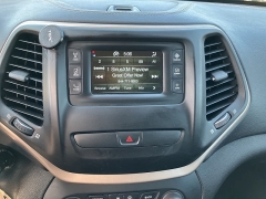 Used 2016 Jeep Cherokee 4WD 4dr Latitude at Maxx Loans near ,