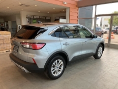Used 2022 Ford Escape SE FWD at Maxx Loans near ,