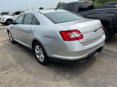 Used 2011  Ford Taurus 4d Sedan SEL at Maxx Loans near St&period; Adrian&comma; MI