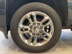 Used 2018  Chevrolet Silverado 2500HD 4WD Crew Cab 153" High Country at Maxx Loans near St&period; Adrian&comma; MI