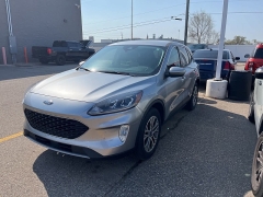 Used 2022 Ford Escape SEL AWD at Maxx Loans near ,