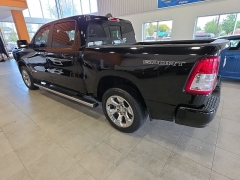 Used 2021  Ram 1500 Big Horn 4x4 Crew Cab 5'7" Box at Maxx Loans near St&period; Adrian&comma; MI