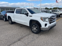 Used 2020 GMC Sierra 1500 4WD Crew Cab SLE at Suburban Ford of Sterling Heights near Sterling Heights, MI
