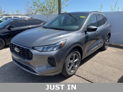 Used 2023 Ford Escape ST-Line AWD at Maxx Loans near ,