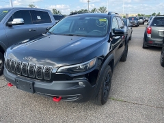 Used 2022 Jeep Cherokee Trailhawk 4x4 at Maxx Loans near St. Adrian, MI