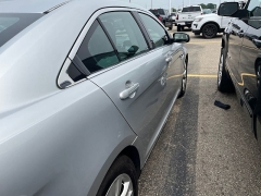 Used 2011  Ford Taurus 4d Sedan SEL at Maxx Loans near St&period; Adrian&comma; MI