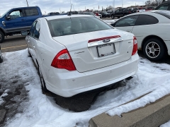 Used 2011  Ford Fusion 4d Sedan SEL at Maxx Loans near St&period; Adrian&comma; MI