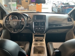 Used 2017 Dodge Grand Caravan 4d Wagon SXT at Maxx Loans near St. Adrian, MI
