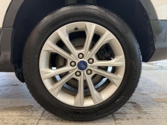 Used 2019  Ford Escape 4d SUV 4WD SE at Maxx Loans near St. Adrian, MI