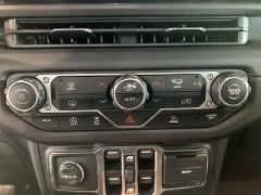 Used 2024  Jeep Wrangler Rubicon 4 Door 4x4 at Maxx Loans near St&period; Adrian&comma; MI