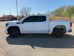 Used 2022 GMC Sierra 1500 4WD Crew Cab Elevation at Maxx Loans near ,