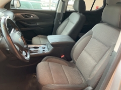 Used 2020 Chevrolet Traverse 4d SUV AWD LT Cloth w/1LT at Suburban Ford of Sterling Heights near Sterling Heights, MI