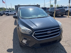 Used 2017 Ford Escape 4d SUV 4WD SE at Maxx Loans near St. Adrian, MI