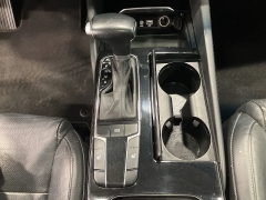 Used 2017  Kia Cadenza Premium Sedan at Maxx Loans near St&period; Adrian&comma; MI