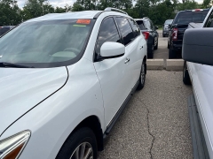 Used 2014  Nissan Pathfinder 4WD 4dr SL at Maxx Loans near St&period; Adrian&comma; MI
