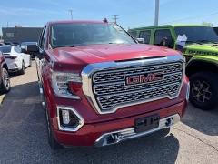 Used 2019 GMC Sierra 1500 4WD Crew Cab Denali at Suburban Ford of Sterling Heights near Sterling Heights, MI