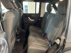 Used 2016  Jeep Wrangler Unlimited 4WD 4dr Rubicon at Maxx Loans near St&period; Adrian&comma; MI