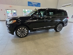 Used 2022  Lincoln Navigator Reserve 4x4 at Maxx Loans near St&period; Adrian&comma; MI