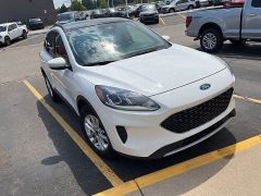 Used 2020 Ford Escape 4d SUV FWD SE at Suburban Ford of Sterling Heights near Sterling Heights, MI