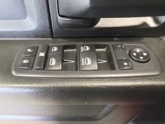 Used 2019  Ram 1500 Classic Express 4x4 Crew Cab 5'7" Box at Maxx Loans near St&period; Adrian&comma; MI