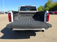 Used 2025  GMC Sierra 2500HD 4WD Crew Cab 159" Denali at Maxx Loans near St&period; Adrian&comma; MI